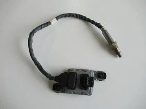 Unidad de control original VW T6 Caravelle con sensor NOX control de gases de escape 04L907805AR - Imagen 1 de 2