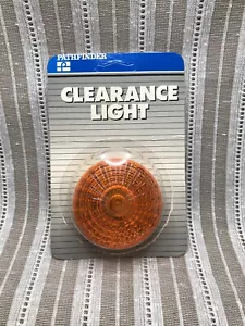 Vintage PATHFINDER CLEARANCE MARKER LIGHT V-727WA/20507 NOS USA Amber RV Trailer - Foto 1 di 2