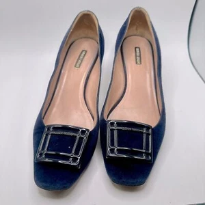 Giorgio Armani blaue Wildleder Pumps mit Schnallen und kleinem Blockabsatz - Bild 1 von 11