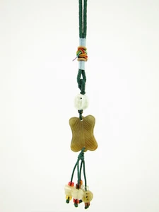 Chinese Natural Variegated Jade Hanging Charm Amulet Feng Shui - Fan #869 - Picture 1 of 2