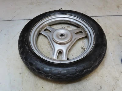 Honda Spree Scooter NQ50 50 1986 neumático trasero y llanta 2,50-10 Foto 1 de 4