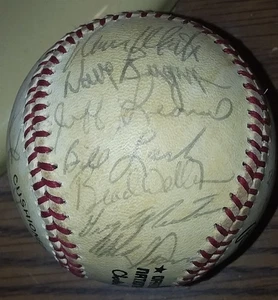 1983 SAN FRANCISCO GIANTS SIGNED BALL! 24 SIGS INC. HOF FRANK ROBINSON! - Picture 1 of 6
