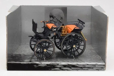B66040002 Daimler Motorkutsche 1886 Minichamps 1/24 - Photo 1/4