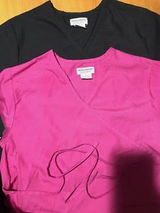 Scrub Tops Size Large Pink & Black Poly/Cotton Natural Uniforms Comfort Women's - Picture 1 of 7