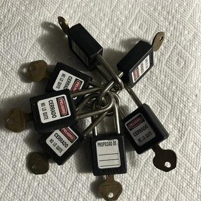 Master Lock LOTO safety lock out - Image 1 of 2