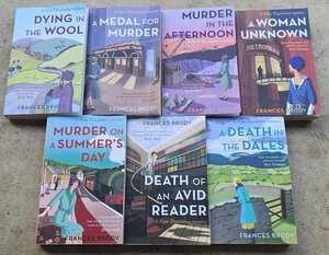 Komplettsatz Serie - Posten von 7 Kate Shackleton Kriminalbüchern von Frances Brody - Bild 1 von 6