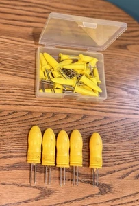 Pre Owned VTG 23 Corn Cob Holders With Storage Case Plus 5 Large Corn Holders - Picture 1 of 2