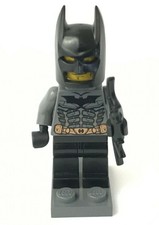 LEGO Batman Minifigure Dark Gray Torso & Black Pants with Batarang