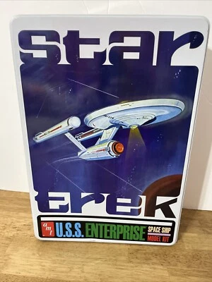 USS Enterprise NCC-1701 • Model Kit • Commemorative Tin • Star Trek • AMT609 - Image 1 of 4