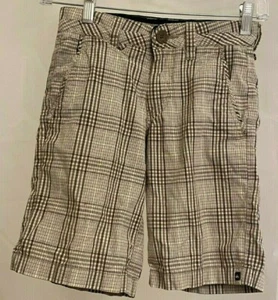 Quicksliver Boy's Youth Size 23'' Plaid Shorts Excellent Condition Please Read - Picture 1 of 3