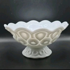 HTF LE Smith White Milk Glass Moon & Star Single Epergne Horn Candle Holder Bowl - Picture 1 of 7
