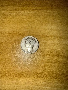 1942 P Mercury Dime Winged Liberty USA 0,10 $ US Münze 90% Silber WWII - Bild 1 von 4