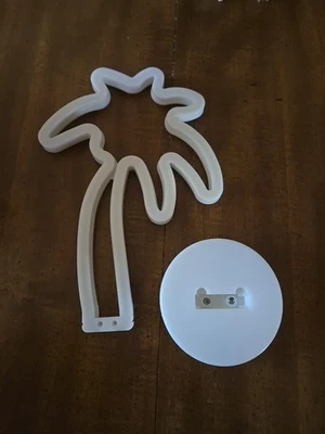 霓虹 LED 棕榈树台灯电池供电绿色和黄色 — 第 1/3 张图片