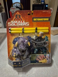 Figura de acción Small Soldiers 1998 Detonators Chip Hazard VS Punchit - Imagen 1 de 6