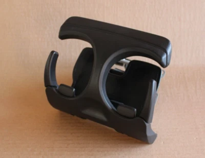 Portavasos negro consola central delantera Lexus LS430 Foto 1 de 4