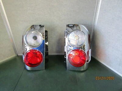 Par de luces traseras izquierda/derecha Infiniti QX4 01-02 DS539-U1RW2 Foto 1 de 4