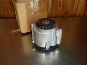 New NOS GM Smog Pump 7801149 Date 29821R Chevrolet Corvette Chevelle Camaro Z-28 - Picture 1 of 5