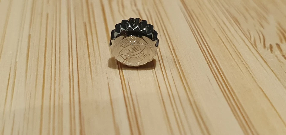 Genuine IWC Pilot Crown Mark Series 327001 007 - Image 1 of 4