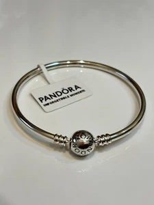 NEW Authentic PANDORA Moments Bangle 590713 Size 19cm Fast Postage - Picture 1 of 6