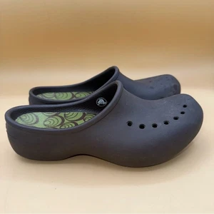 Crocs Brown Matte Slip-On Clogs, Women's Size 6, Preowned - Picture 1 of 7
