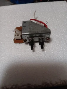 HARMAN KARDON HK 690i receiver Speaker Selector Switch  - Picture 1 of 5