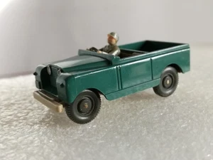Wiking Nr. 10 Land Rover 1:87 grün mit Fahrer, Fehlteile - Bild 1 von 6