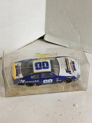 NASCAR Kentucky Speedway Inaugural Temporada de Velocidad 2000 1:64 Diecast Car IOB Foto 1 de 4
