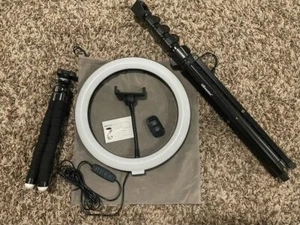 10" Led ring light with 2 tripod stand, 3 colors, UBeesize - Picture 1 of 1
