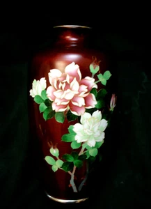 9 3/4" H Marked Ando JAPANESE SHOWA PERIOD CLOISONNE PIGEON BLOOD VASE  - Picture 1 of 12