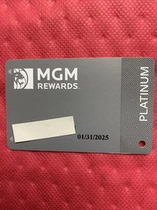MGM REWARDS Platinum Casino Slot Players Card Exp 1/25 - Picture 1 of 2