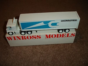 GOODWRAPPERS - WINROSS - Picture 1 of 3