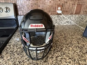 Riddell SpeedFlex Football Helmet Black w/ Facemask Youth Small - Bild 1 von 10