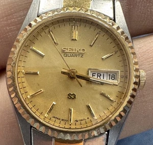 Reloj Seiko Mujer Vintage 3E23-0A60 Tono Plata/Dorado Acero Inoxidable - Imagen 1 de 6