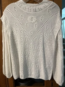 WHBM Ivory Sweater Shirt Size M Brand New - Picture 1 of 10