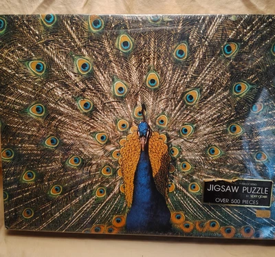 Vintage Hallmark Springbok Preening Peacock Jigsaw Puzzle 500 pices - Image 1 of 4