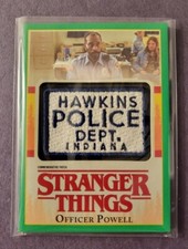 Topps Stranger Things S1 Commemorative Patch Card Officer Powell Green #35/50
