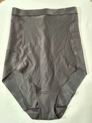 Miraclesuit Shaper Brief L High Waist Extra Firm Control Black 2595 - Image 1 of 4