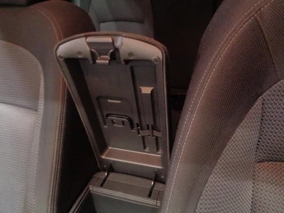 CONSOLE LID FRONT FLOOR CLOTH W/BLUETOOTH PHONE SYSTEM FITS 11-12 ROGUE 1182826 Foto 1 de 4