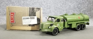 RUSSIAN 1/43 BERLIET GLM 10 TANKWAGEN TANKER TRUCK 203060 IOB - Picture 1 of 11