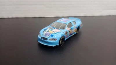 NASCAR Disney Team Caliber 2004 Daytona 500 Daisey Duck Race Car 1:64 Loose - Image 1 of 4