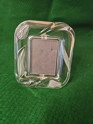 Mikasa Etched Glass Tulip Picture Frame Vintage 1980's - Image 1 of 4