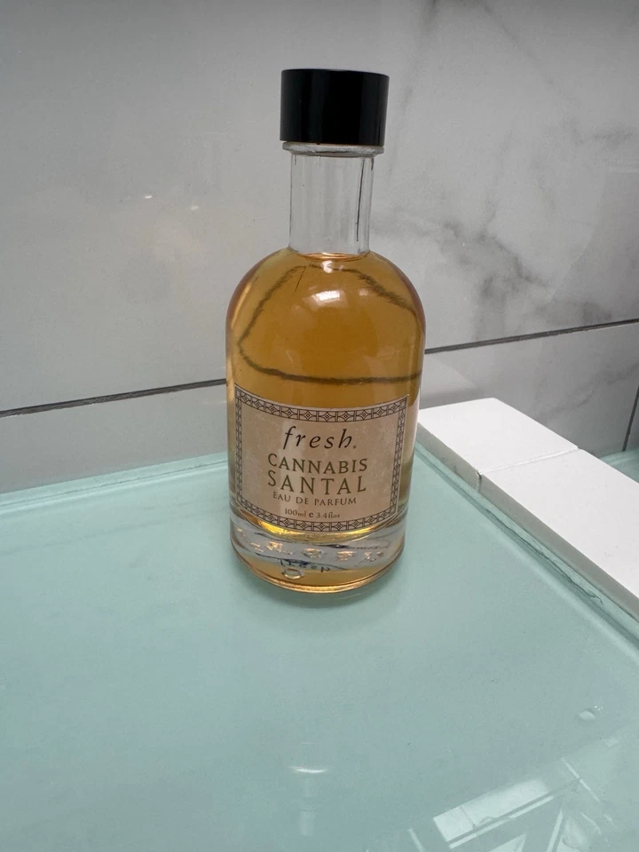 Fresh Cannabis Santal 3.3/3.4 Oz 100 mL Perfume Fragrância NOVO NOVO SEM ETIQUETAS ORIGINAL - Imagem 1 de 1