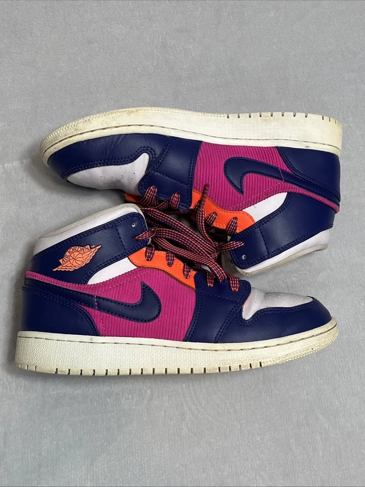 Nike Air Jordan 1 Mid Fire Rosa Mal Uva 555112-602 Gradeschool Meninas Tamanho 5Y - Imagem 1 de 4