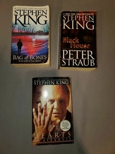 LOT OF 3 STEPHEN KING BOOKS BAG OF BONES BLACK HOUSE & HEARTS IN ATLANTIS - Picture 1 of 7