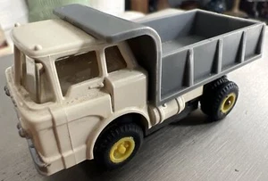 Aurora TJet Dump Truck 1362 White HO Scale Untested, Lightly Used, Corrosion  - Picture 1 of 15