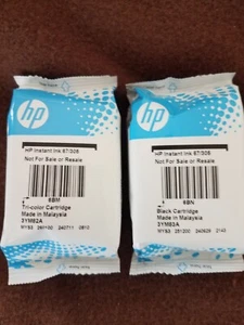 CARTOUCHE HP TRI COLOR NEUVE 3YM82A ET CARTOUCHE HP NOIRE NEUVE 3YM83A SUPER AFFAIRE !!! - Photo 1/2