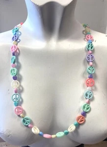 Collar Largo Estilo Pastel Signos y Corazones Paz Estilo Años 90 Festival Hippy Verano Años 90 - Imagen 1 de 4