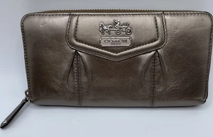 Coach Madison Accordian Zip Around Wallet Metallic Champagne Gold - Picture 1 of 11