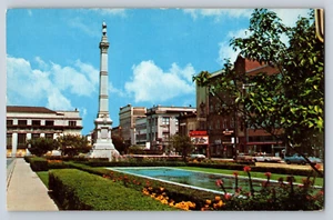 Postal Monument Square en Main Street Racine Wisconsin coches antiguos sin publicar - Imagen 1 de 2