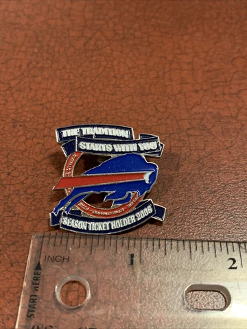 Buffalo Bills 2006 Season Ticket Holder Lapel Pin FREE SHIPPING Cover